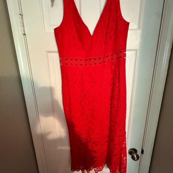 Elegant Bardot Red Lace Dress - Picture 1 of 2
